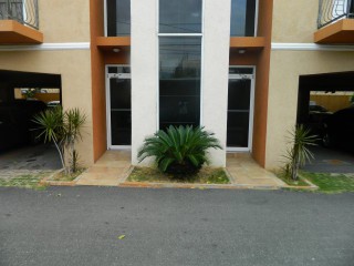 Kensington Crescent, Kingston / St. Andrew, Jamaica - Apartment for Sale
